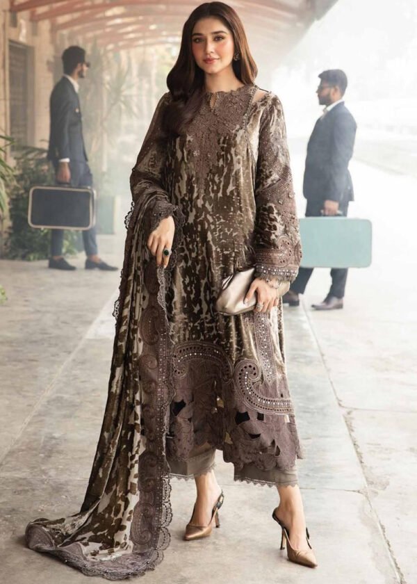 Lawn Suit 3 Pcs