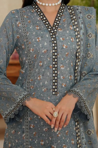 TOP QUALITY THREE PIECE UNSTITCHED LAWN DRESS